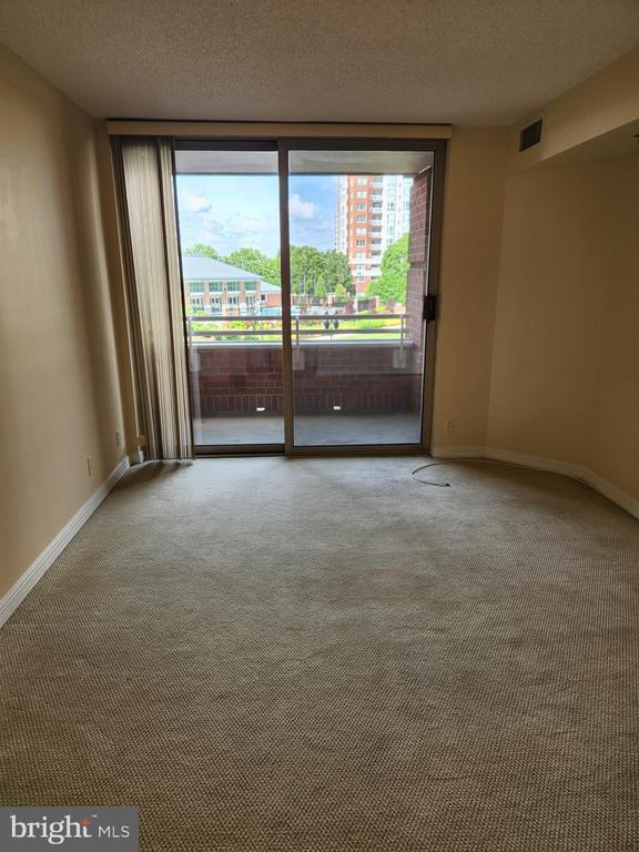 Building Photo - 5809 Nicholson Ln