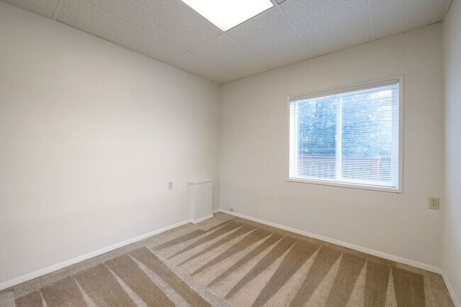 Building Photo - Seward Park