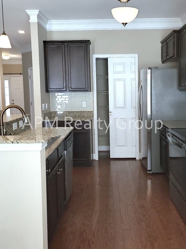 Building Photo - Saluda Springs Townhome