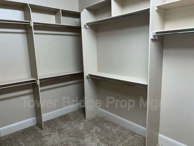 Building Photo - 3766 Mira Loma Dr