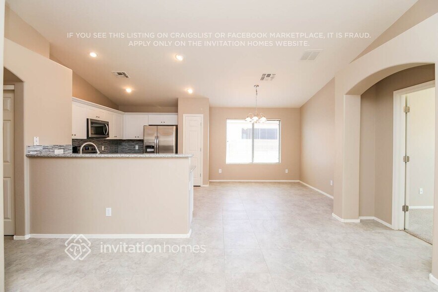 Building Photo - 3663 W Yellow Peak Dr