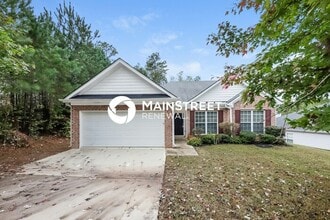 Building Photo - 4 Bedroom Pet-Friendly Home in Union City, GA with Main Street Renewal
