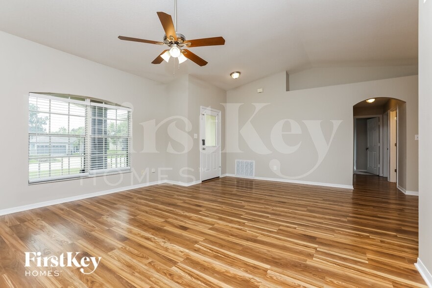 Building Photo - 14425 N Greater Hills Blvd