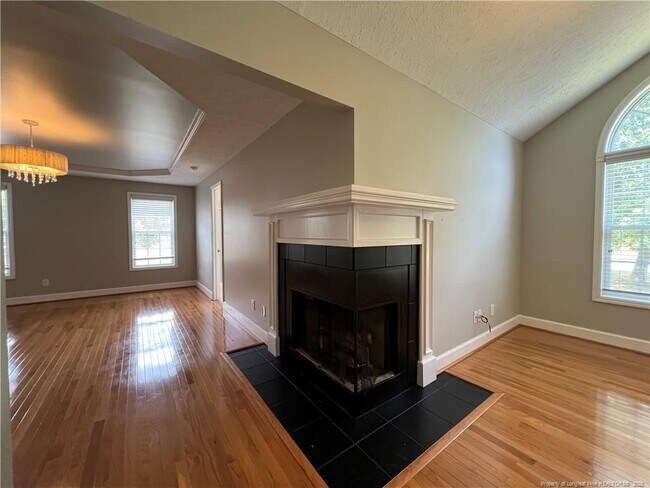 Building Photo - 113 Steeplechase Ln