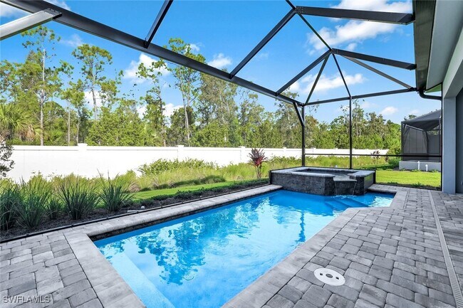 Building Photo - 8921 Yucatan Ct