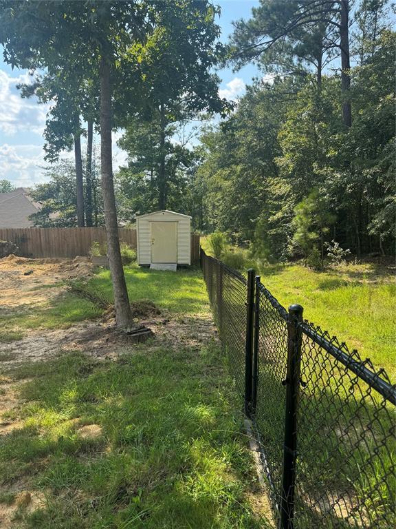 Building Photo - 107 Fox Run Dr