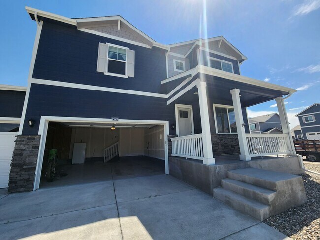 Building Photo - Stunning New Build In Wide Open Bennett!