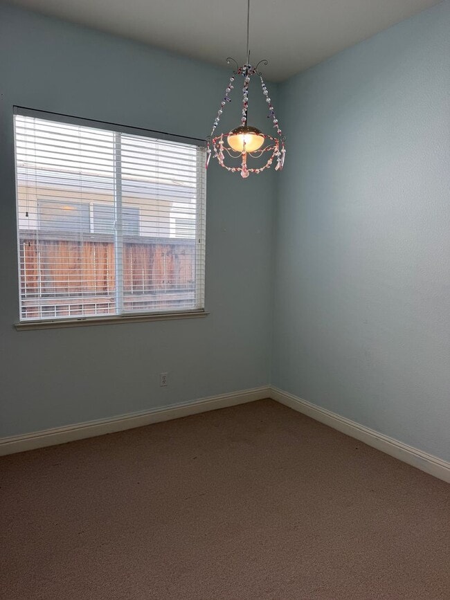 Building Photo - 5160 Adamstowne Way