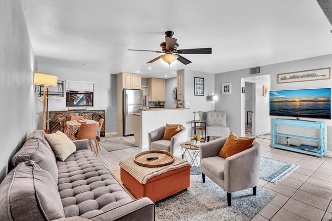 Building Photo - 1826 N Dixie Hwy