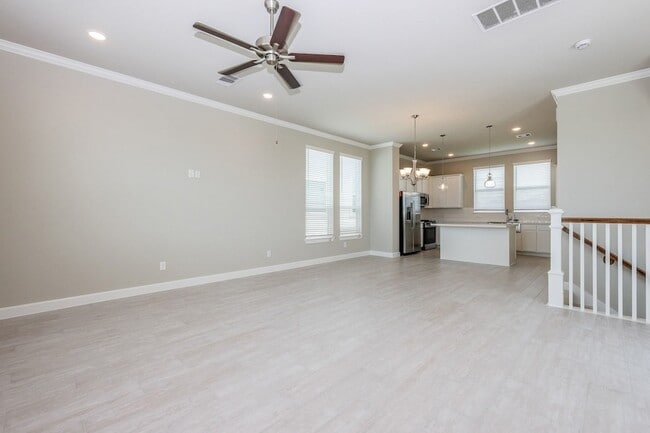 Building Photo - 3018 Tres Olivos Dr