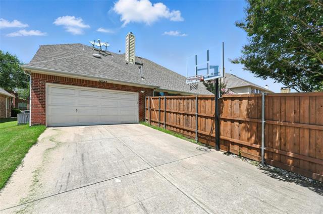 Building Photo - 14743 Daneway Dr