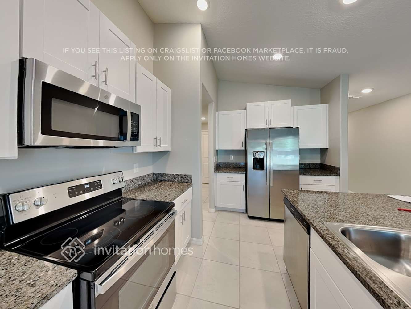 Building Photo - 2204 Jungle Dr