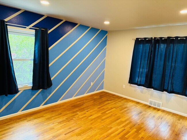 Building Photo - BRAND NEW REMODEL