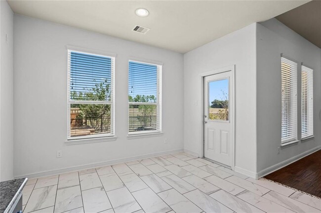 Building Photo - 10126 N Whimbrel Cir