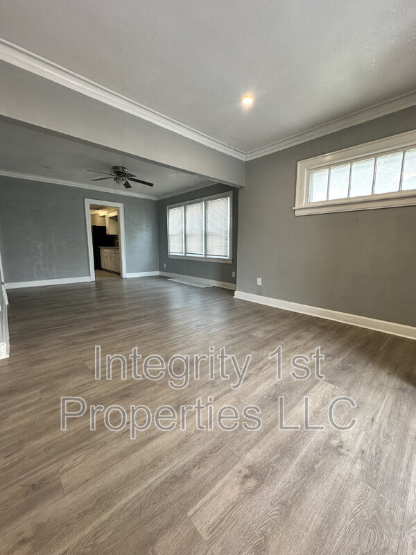 Building Photo - 3422 Askew Ave