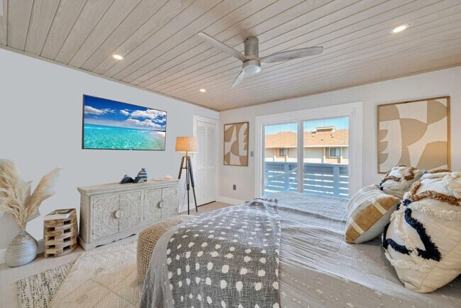 Building Photo - 317 Bream Ave