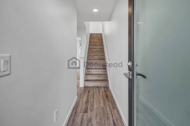 Building Photo - 2505 E Union St