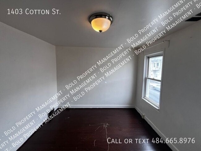 Building Photo - 1403 Cotton St