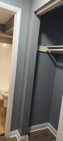 Building Photo - 3415 5th St SE