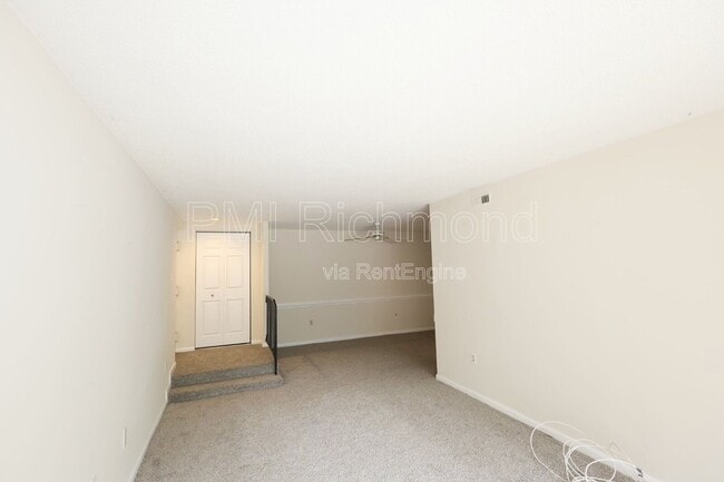 Building Photo - 1509 Thistle Rd