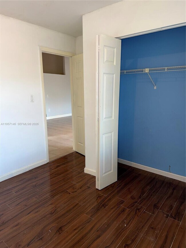 Building Photo - 8712 NW 108th Ln