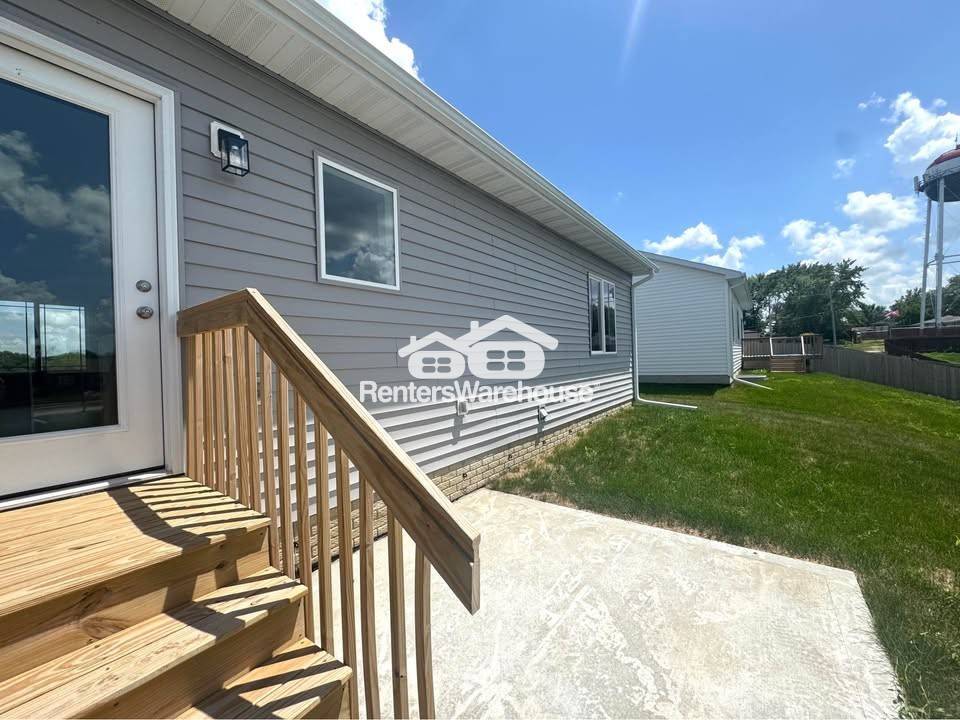 Building Photo - 1006 Polk St