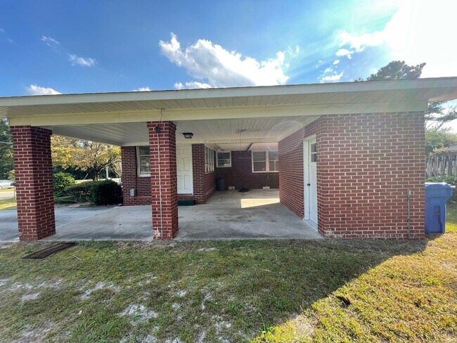 Building Photo - 5057 Wrightsville Ave