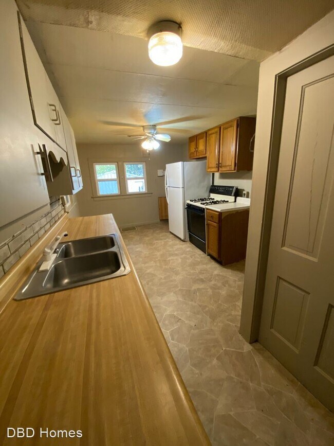 Building Photo - 3 br, 1 bath House - 1342 Guthrie St.