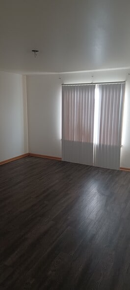 Building Photo - 5620 W Beloit Rd