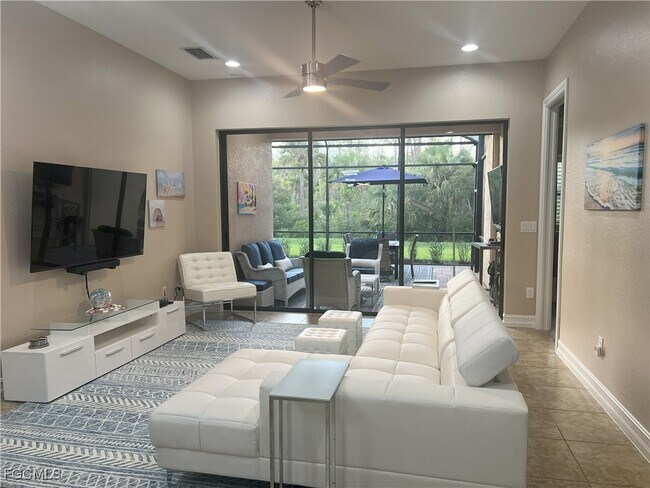 Building Photo - 11096 Esteban Dr