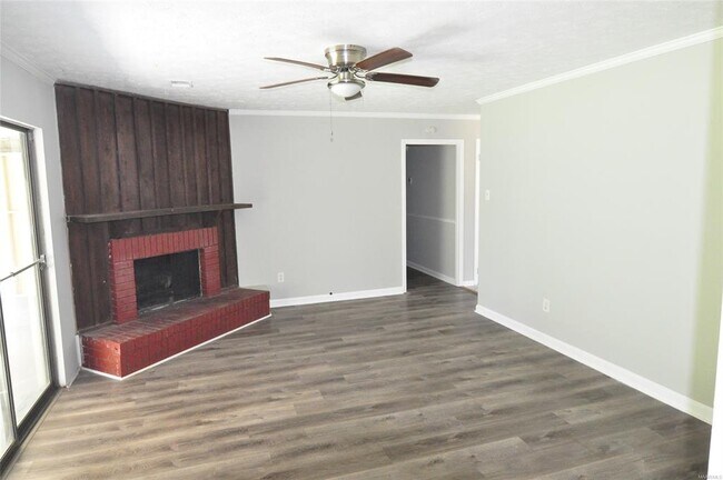 Building Photo - 164 Camellia Ct