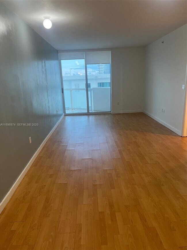 Building Photo - 6365 Collins Ave