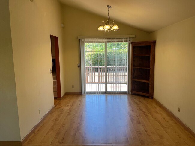 Building Photo - Beautiful East Foothills San Jose Home with Spacious Layout, Large Lot & Prime Location!