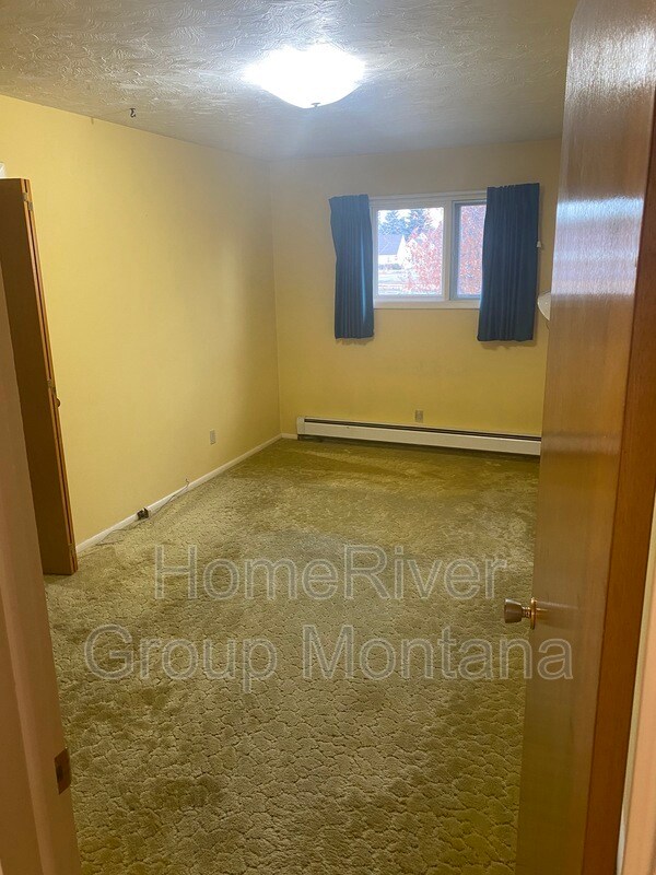 Building Photo - 1808 27th Ave