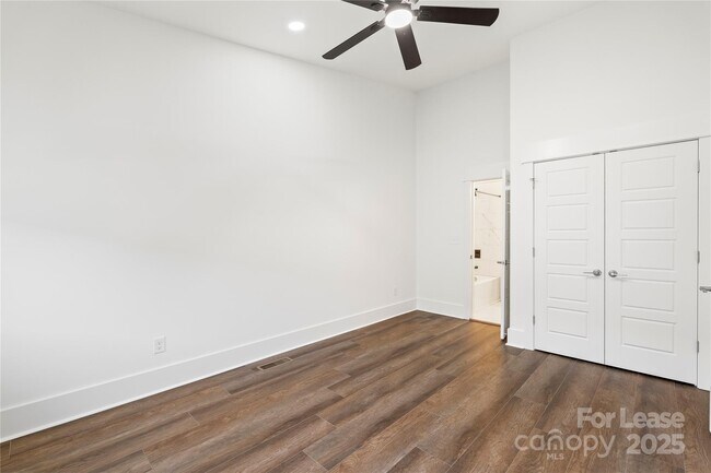 Building Photo - 1712 Pegram St