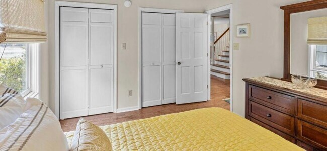 Building Photo - FUlly Furnished Waterfront Home 50' Dock Protected Inlet- 3BR/2BA Marina Community New Bern