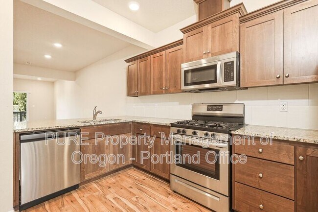 Building Photo - 6714 NW 158th Ave