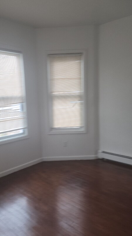 Building Photo - 157 Myrtle Ave