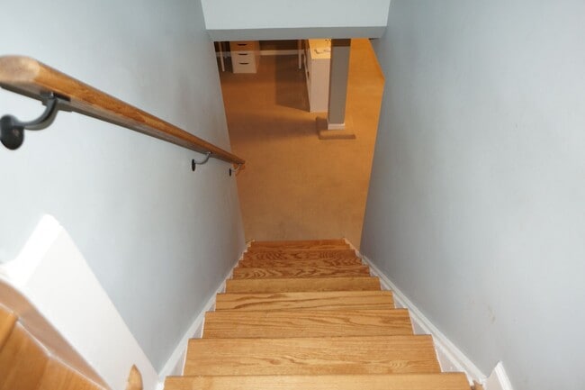 Building Photo - NE Portland - Irvington 3-bedroom Beauty!