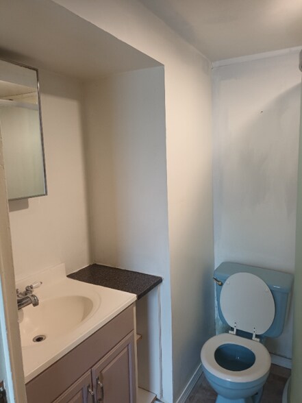 Building Photo - 30 Hardy St