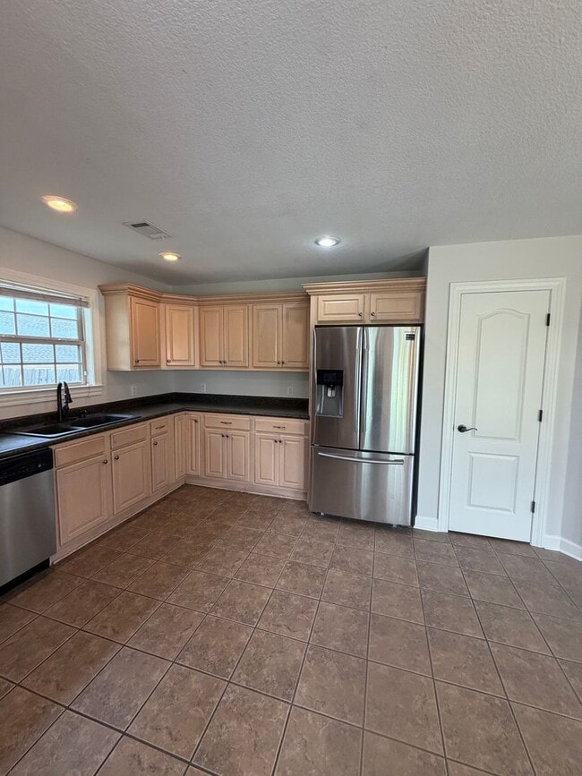 Building Photo - 4 Bedroom Home in Sage Meadows!!!!