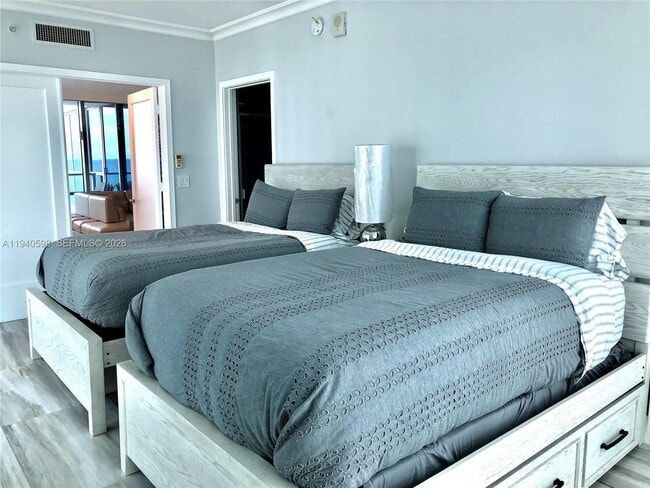 Building Photo - 3101 S Ocean Dr