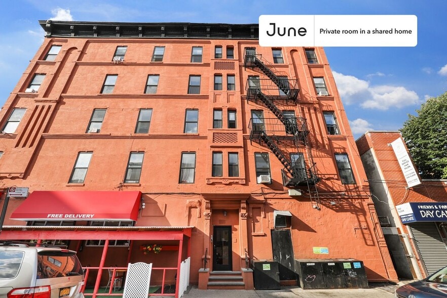 Building Photo - Room in Shared 2 bed/1 bath home