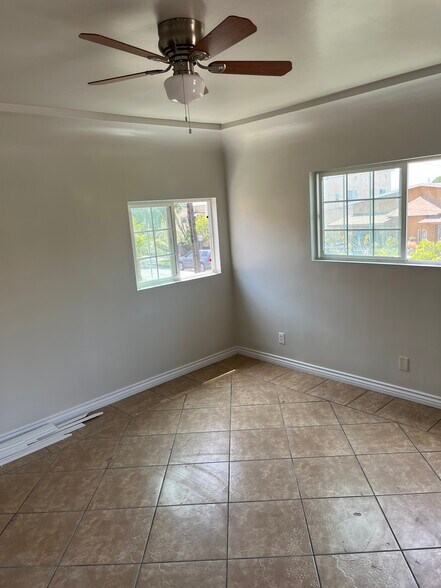 Building Photo - 1012 N Ditman Ave