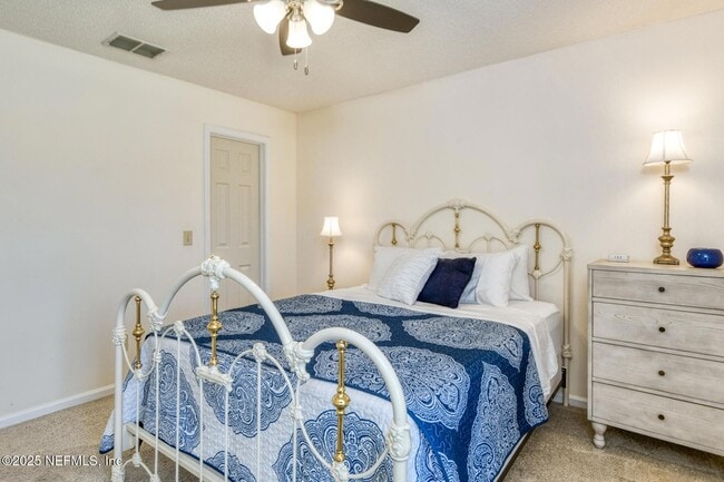 Building Photo - 7596 Fawn Lake Dr N