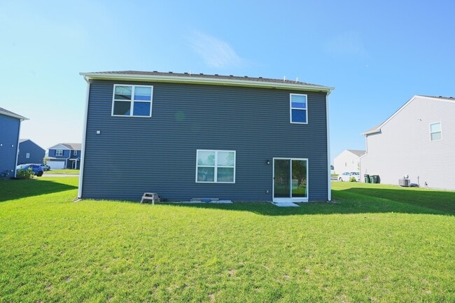 Building Photo - 2733 Berrywood Ln