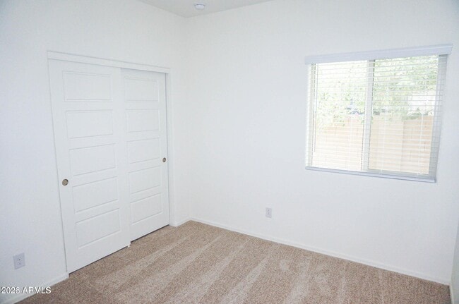 Building Photo - 104 E Moonlight Trail