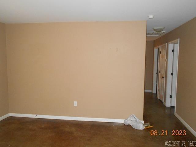 Building Photo - 20621 Cole Ln