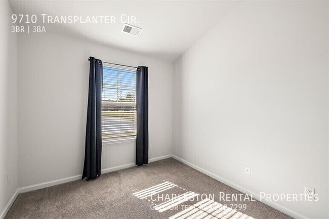 Building Photo - 9710 Transplanter Cir