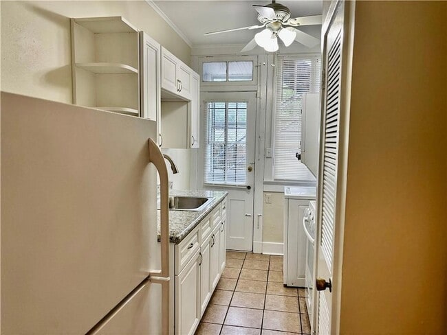 Building Photo - 7726 S Claiborne Ave